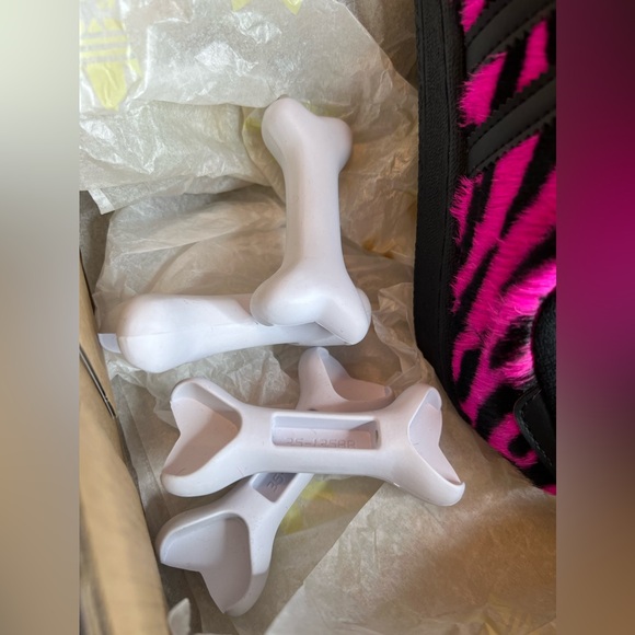 ADIDAS Campus 80s x Jeremy Scott Bones Shoes Pink Black Zebra - Picture 7 of 11